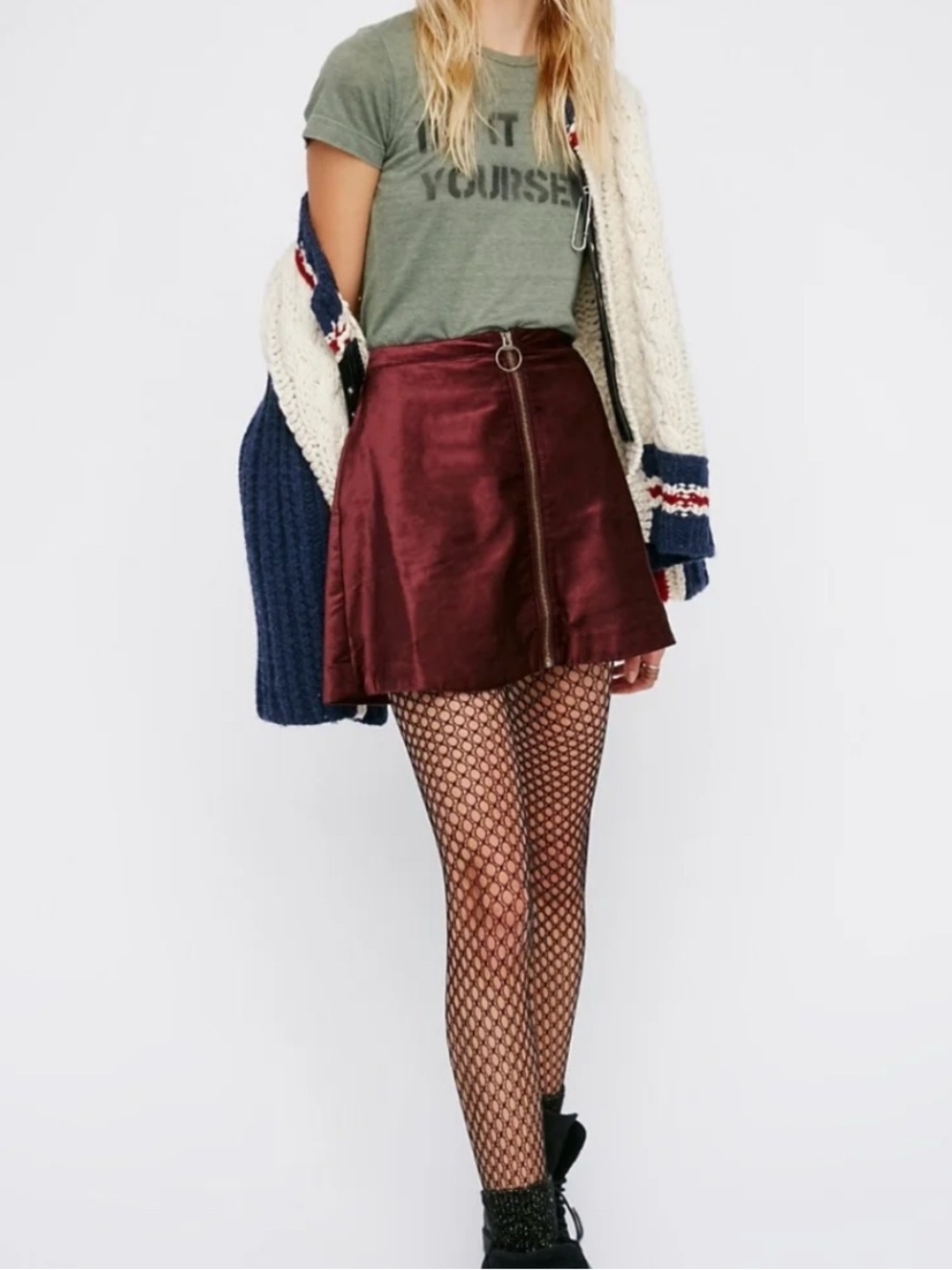 Free People Funkytown Burgundy Velvet Front-Zip Mini Skirt New With Tags